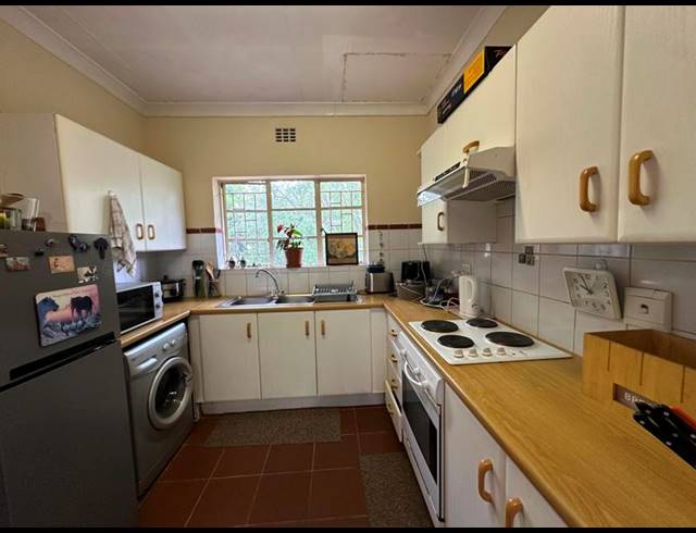 2 BEDROOM APARTMENT FOR SALE IN LAKESIDE